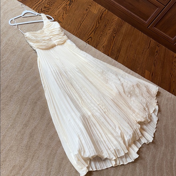 By Anthropologie Forever That Girl One-Shoulder Pleated Dress - Picture 15 of 17